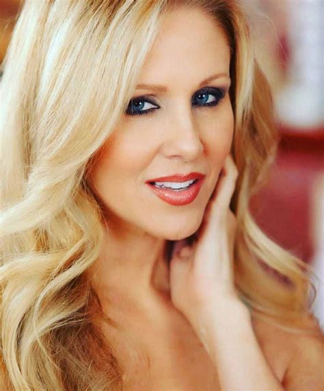 julia ann Search